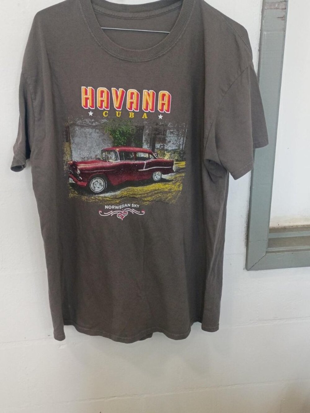 Havana Cuba T-Shirt Red Vintage Car Graphic Mens L